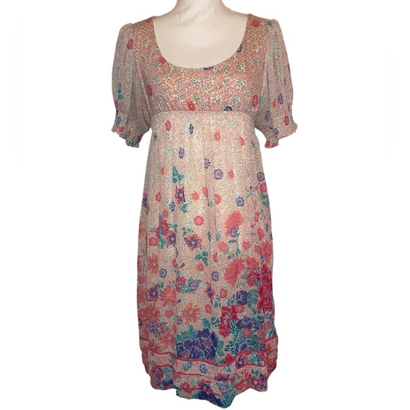 Beige by eci Floral Mini Dress with Tiered Hem and Empire Waist PNK/BLU Size 10 - Picture 1 of 5
